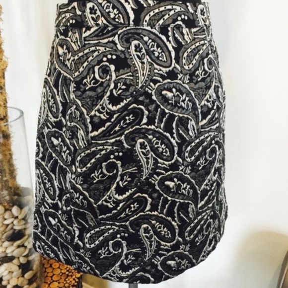 Urban outfitters size6 button mini skirt - Picture 3 of 4